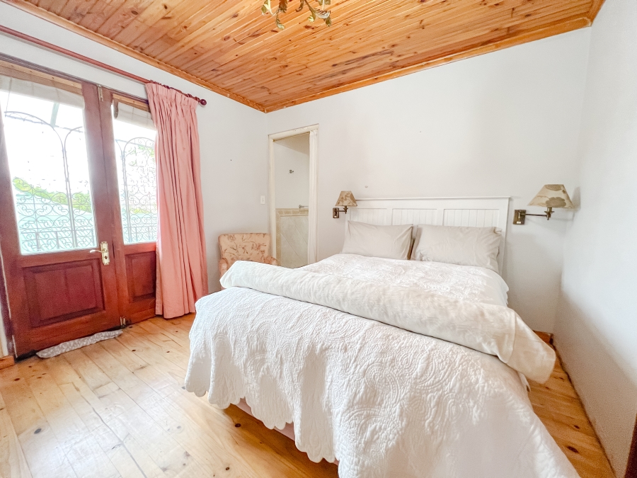 To Let 2 Bedroom Property for Rent in River Club Western Cape